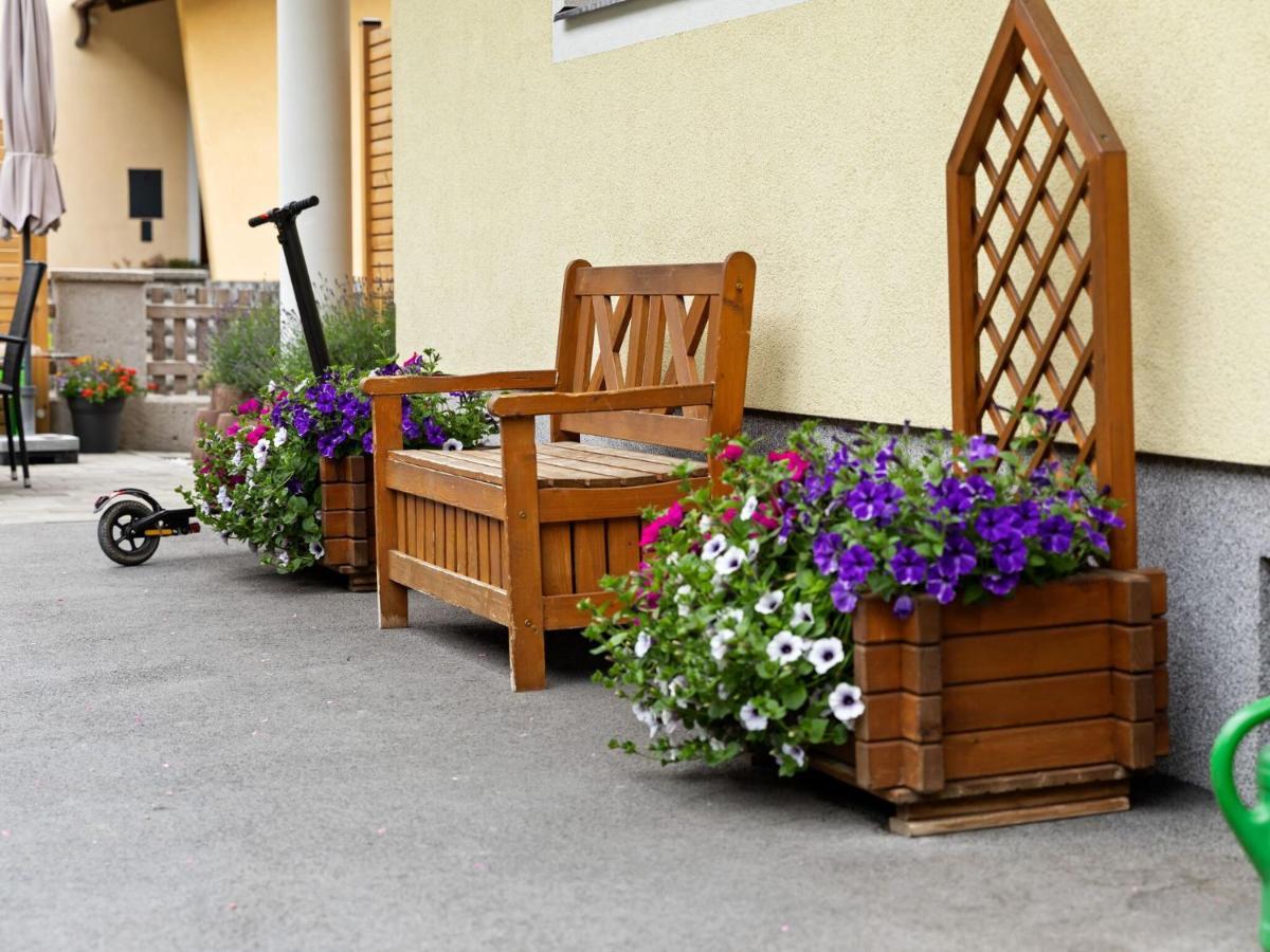 Spacious In With Garden Apartment Großarl
